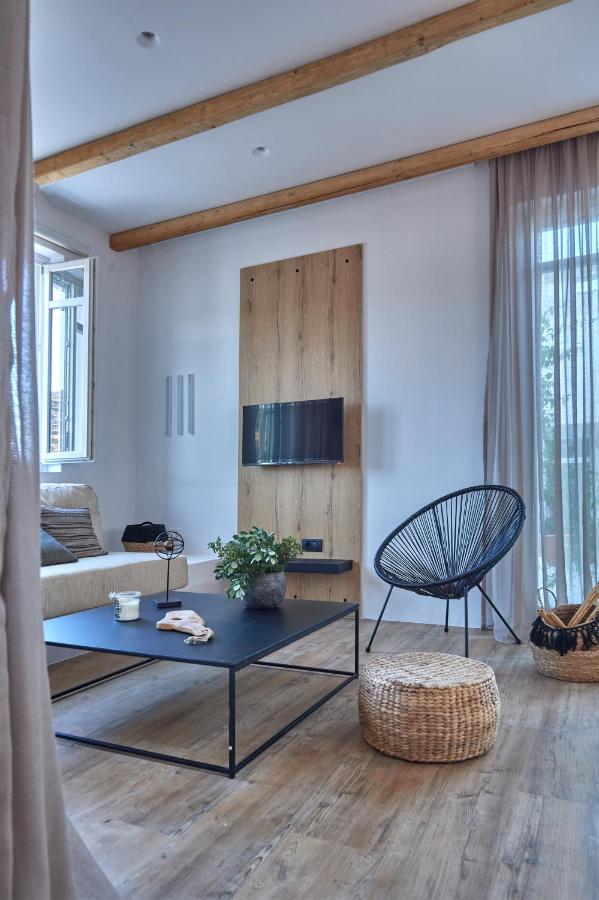 Casa Mardiva Terra Apartment Parikia  Bagian luar foto